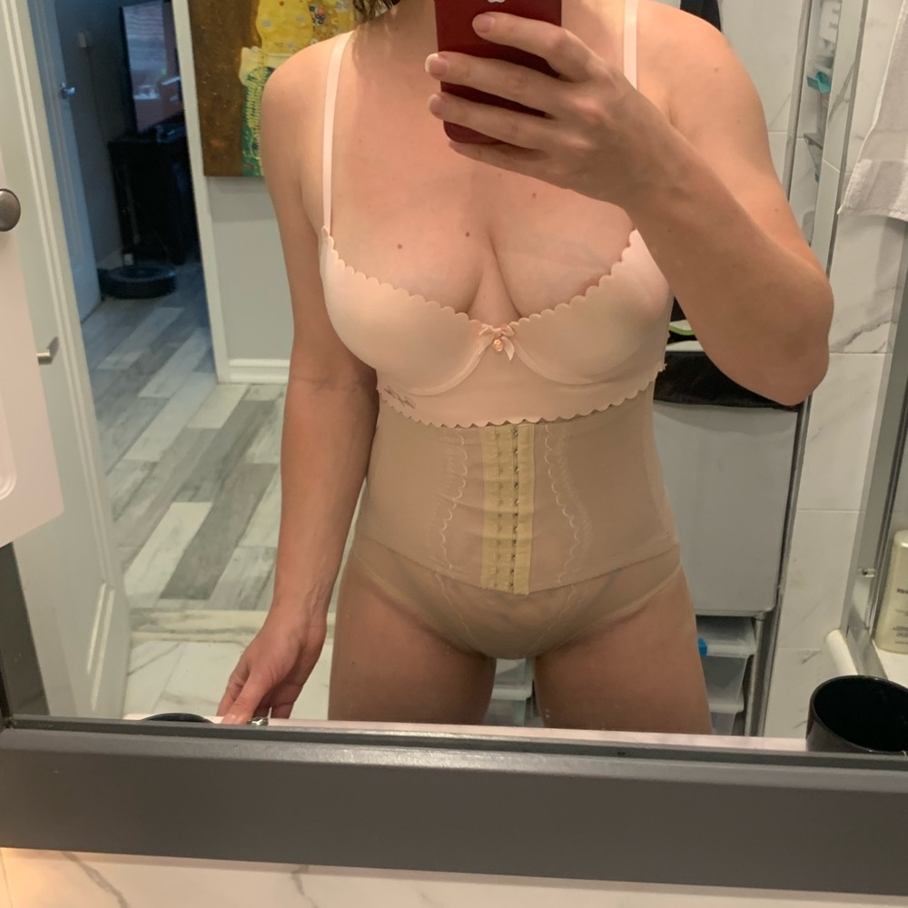 Vintage Nylon Satin nylon Bra Nylon Seamless Beige Body armor